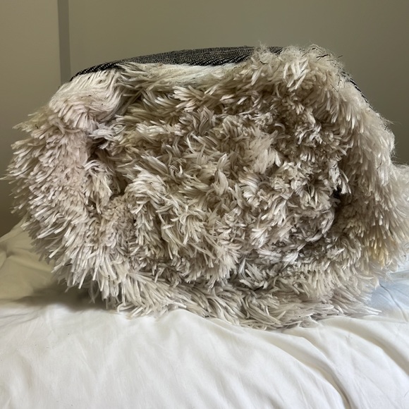 Shag Rug - Picture 3 of 5